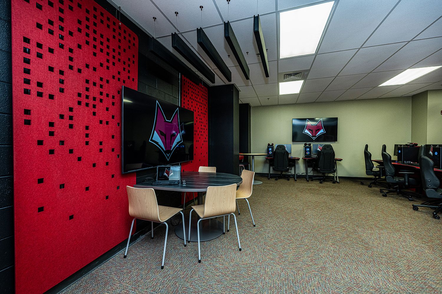 MediaTech_AshRidgeHS003.jpg